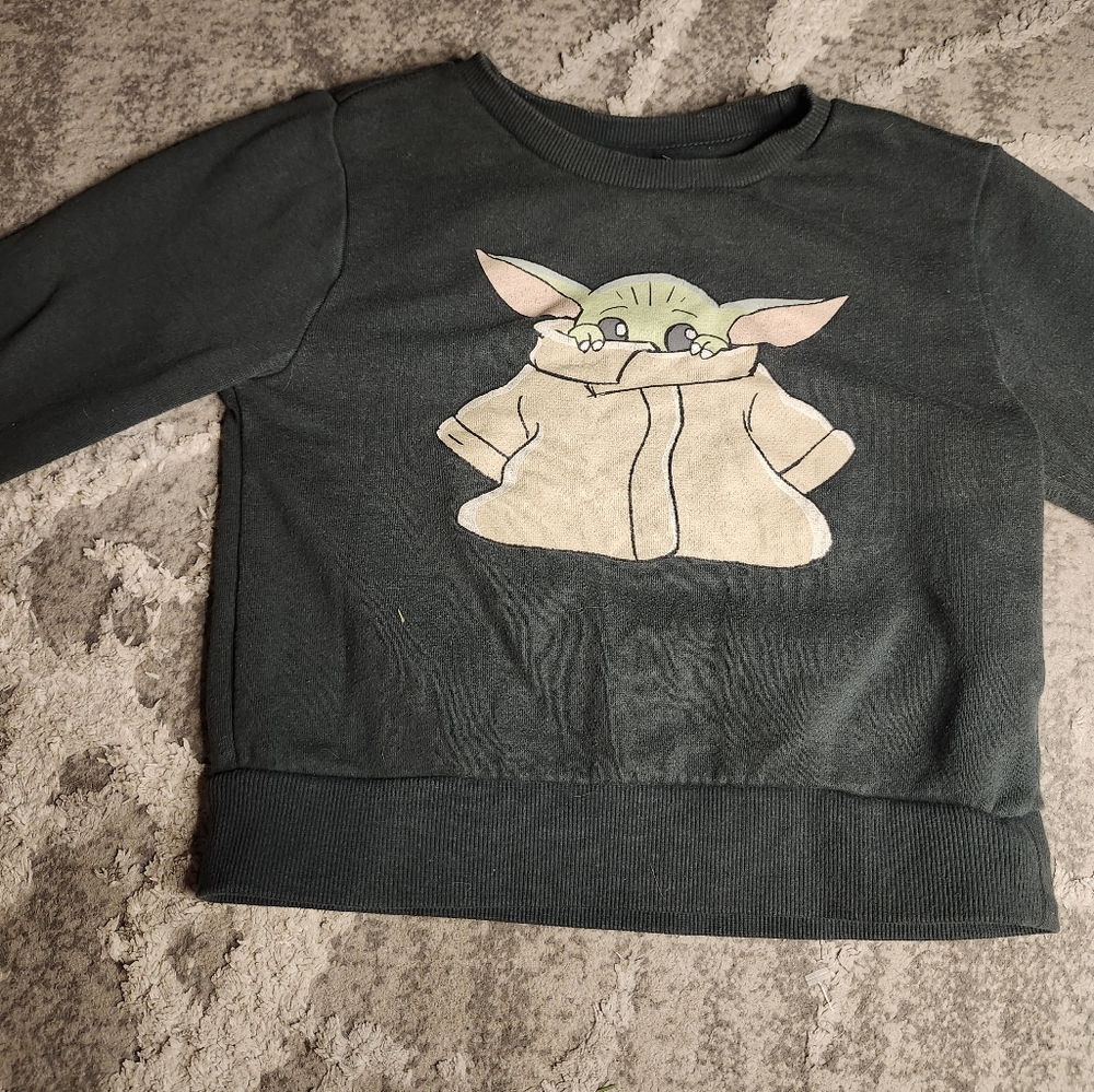 Starwars Grogu sweatshirt 4t
